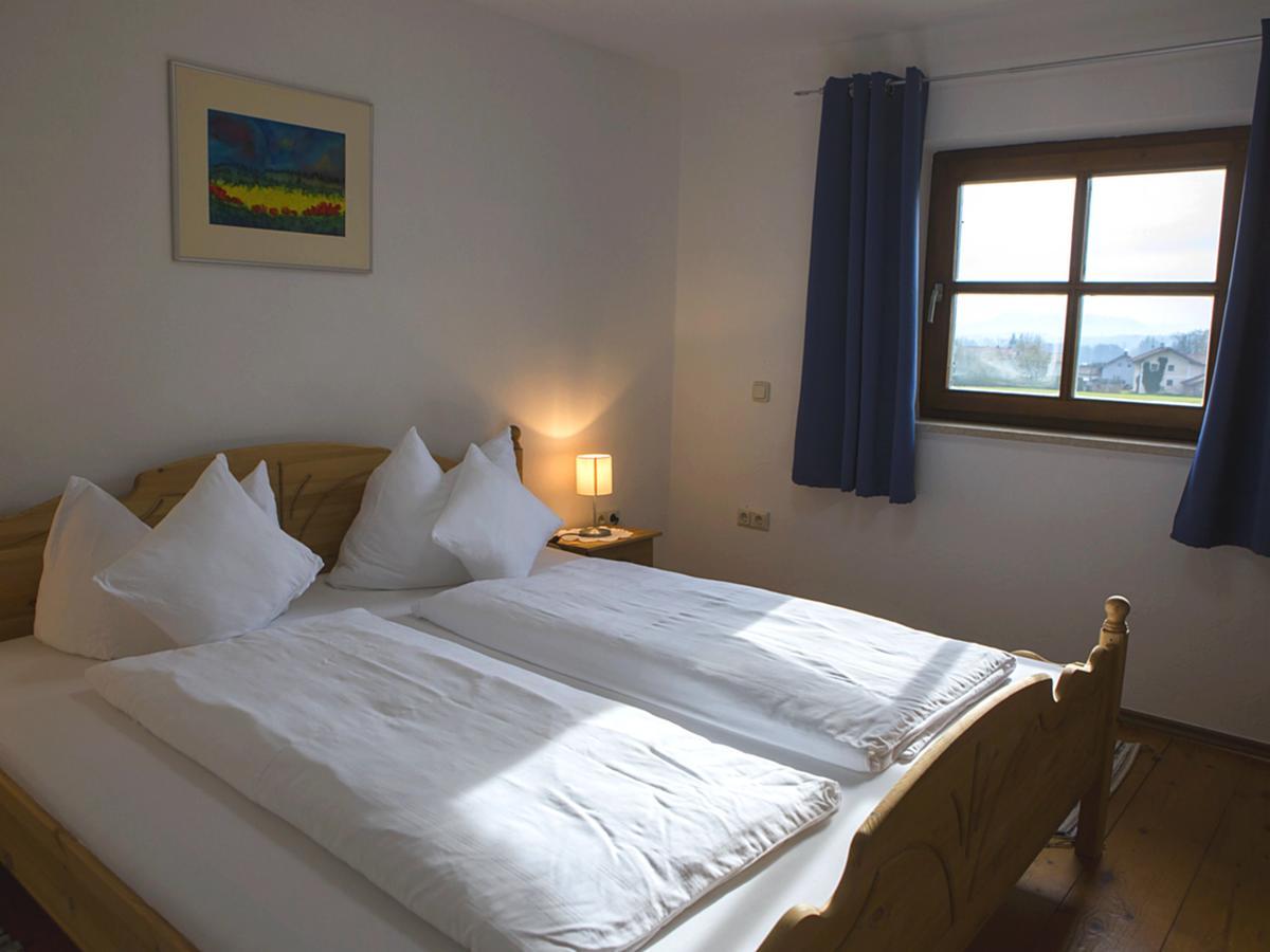 Tittmoning Ferienhaus Wolferstetter מראה חיצוני תמונה