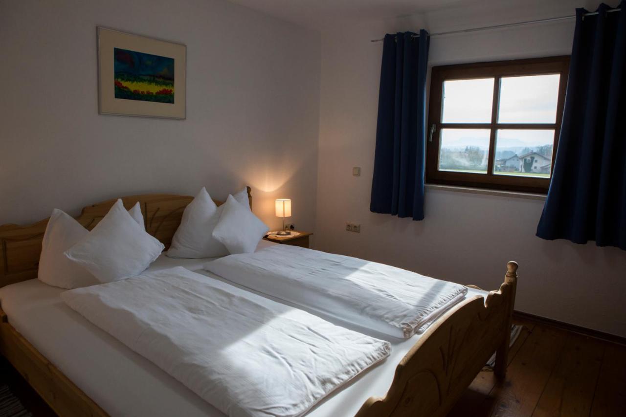 Tittmoning Ferienhaus Wolferstetter מראה חיצוני תמונה